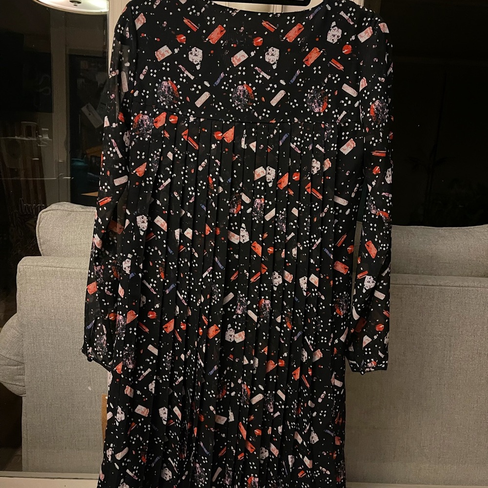 Beautiful Rachel Roy dress, Mid length, great fort the holidays! - Picture 2 of 3